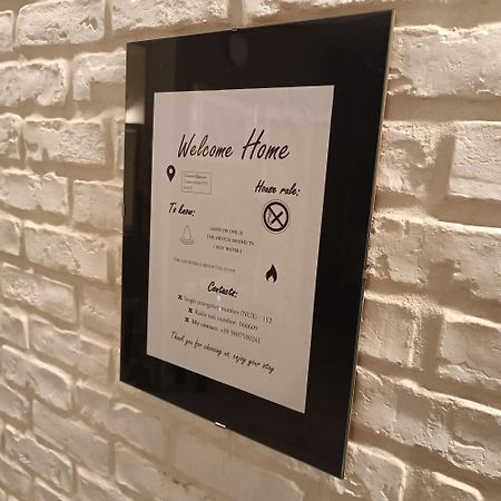 White Apartment ローマ エクステリア 写真