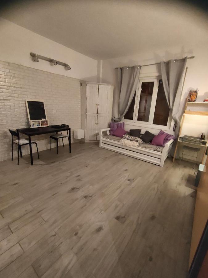 White Apartment ローマ エクステリア 写真
