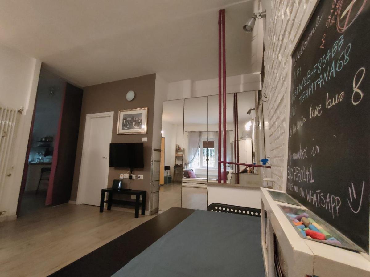 White Apartment ローマ エクステリア 写真